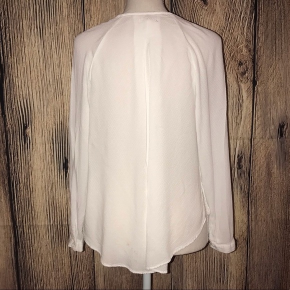 SILENCE + NOISE MEDIUM WHITE BLOUSE - Picture 2 of 8